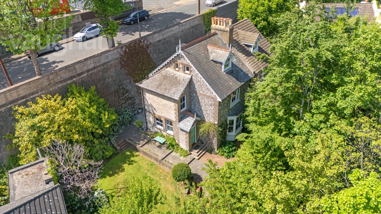 House,other,semi detached for sale with bedrooms in Lovers Walk