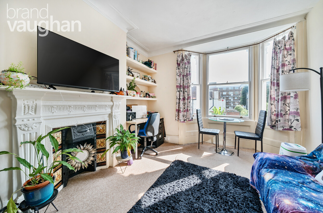 Apartment to rent with bedroom in Lorna Road, Hove, East Sussex