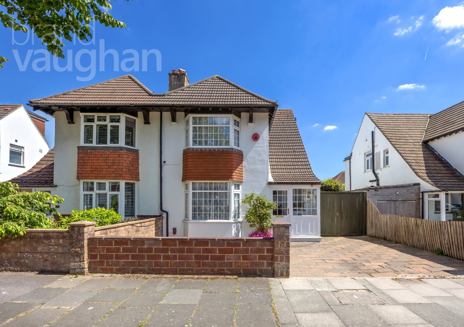 Derek Avenue, Hove, BN3